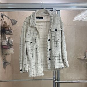 Zara Women's White and Black Checkered Blazer (oversized)